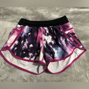 Lululemon Tracker Shorts Size 8 Blooming Pixie *RARE*